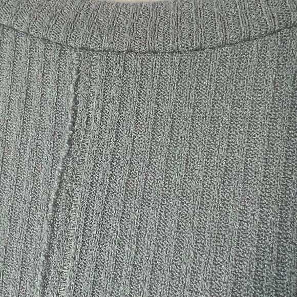 Talulah Woman’s Dusty Blue Oversized Long Sleeve Pullover Top- Size L - Picture 6 of 9